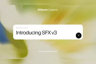 תמונה ממותגת של ElevenLabs עם תיבת הנחיה לתיאור צליל ובכותרת "Introducing SFX v3" על רקע מטושטש בגוונים ירוקים וצהובים