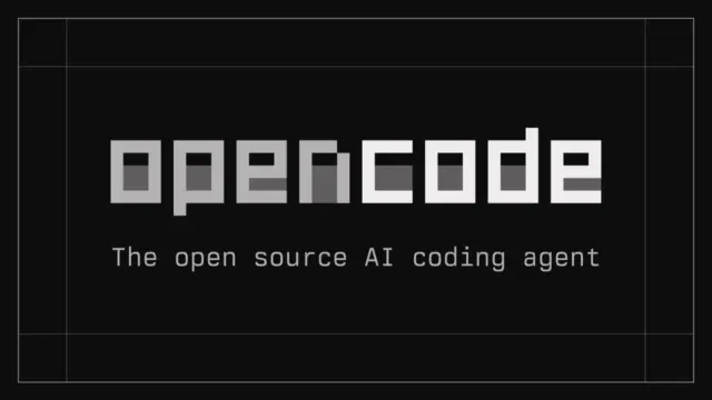 תמונת השיתוף הרשמית של OpenCode: הלוגו של המערכת עם הכיתוב "The open source AI coding agent" על רקע כהה